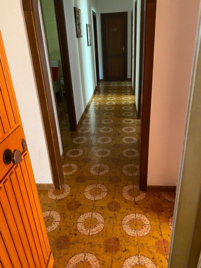 ホテルZona Pirri Casa Notte A カリアリ エクステリア 写真