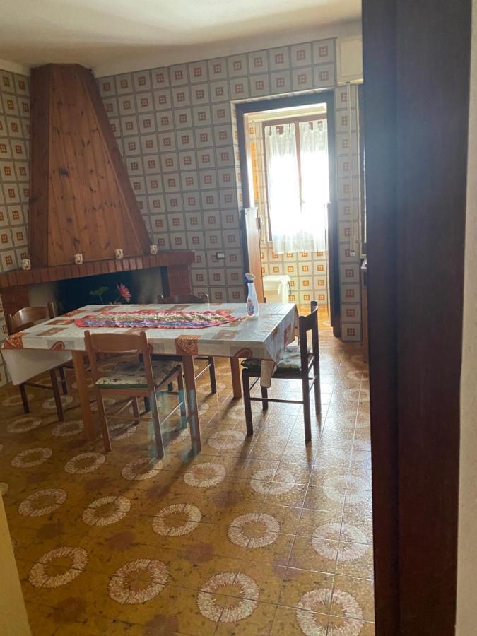 ホテルZona Pirri Casa Notte A カリアリ エクステリア 写真